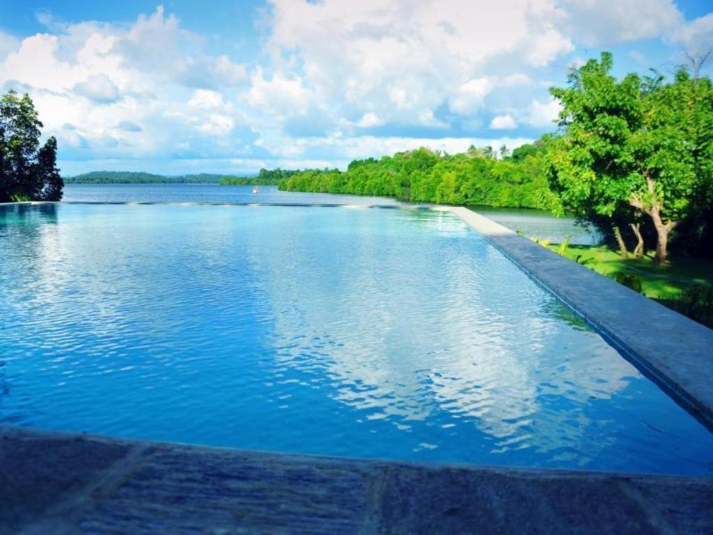 Roman Lake Ayurveda Boutique Resort Ahungalla Exteriör bild