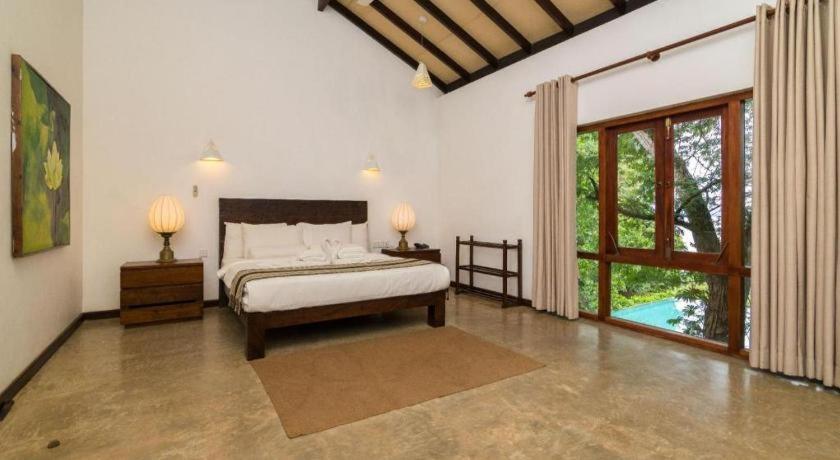 Roman Lake Ayurveda Boutique Resort Ahungalla Exteriör bild